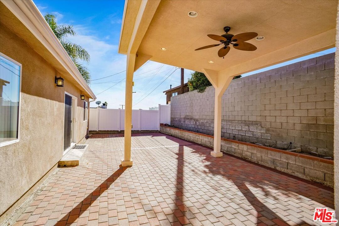 2755 Mansfield Dr