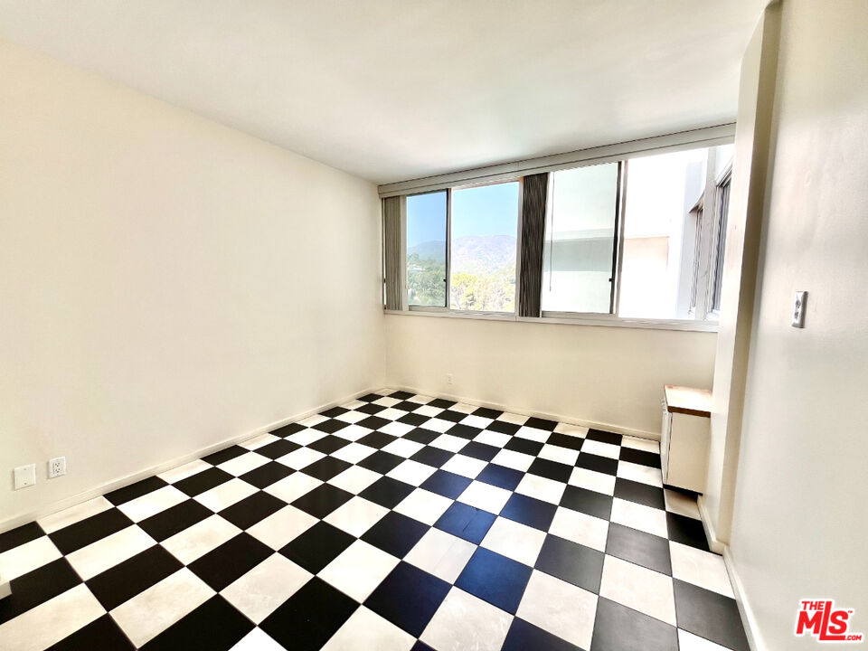 17350 W Sunset Blvd Unit: 602