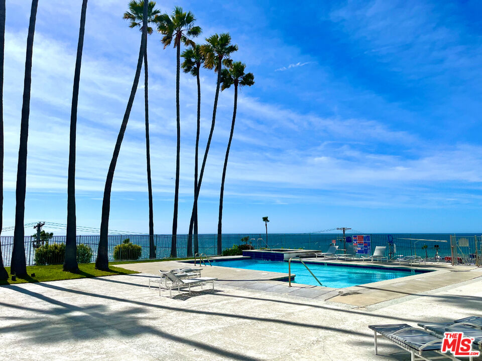 17350 W Sunset Blvd Unit: 602