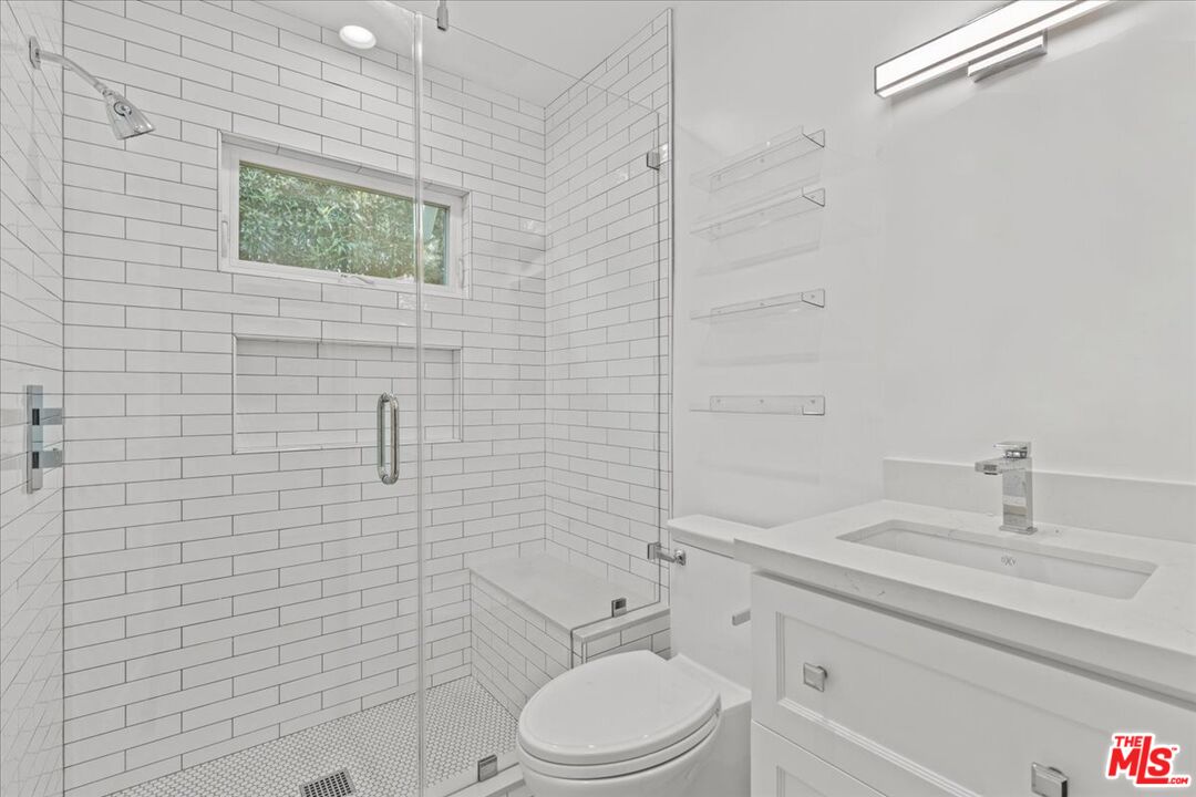 1450 Franklin St Unit: A