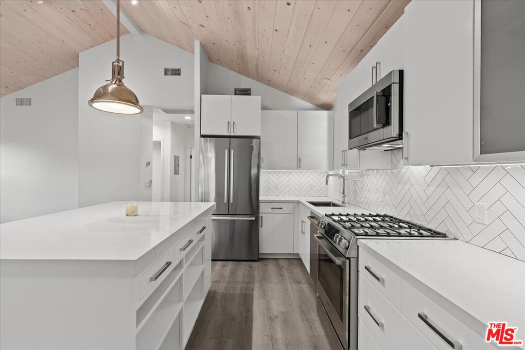 1450 Franklin St Unit: A