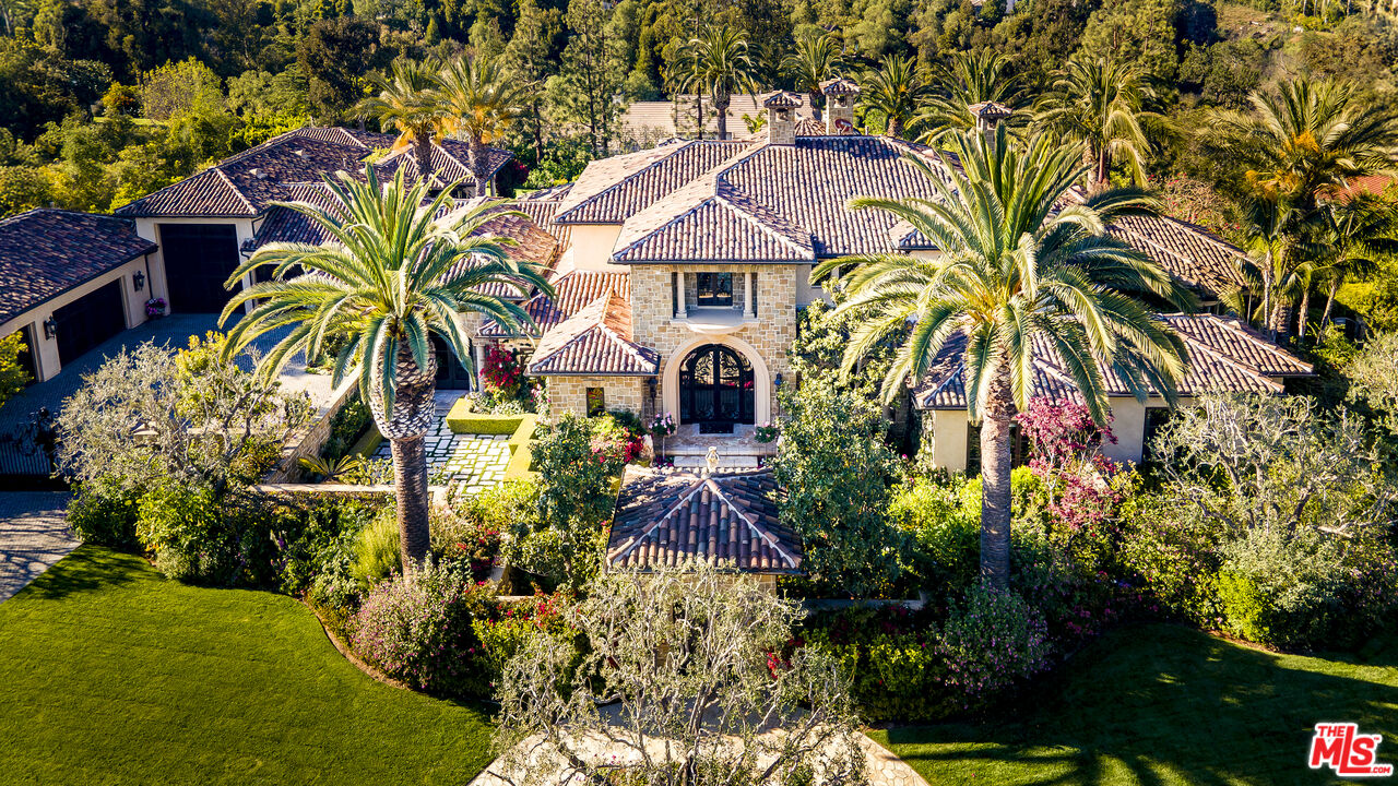 427 La Marina Dr
