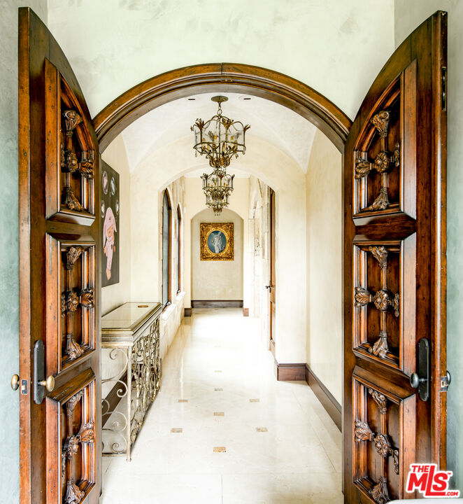 427 La Marina Dr