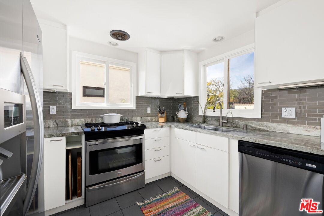 505 Pier Ave Unit: B