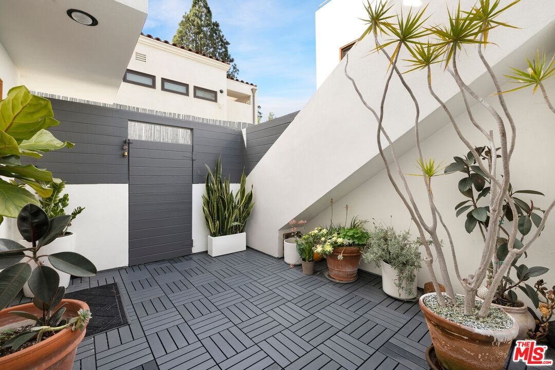 505 Pier Ave Unit: B