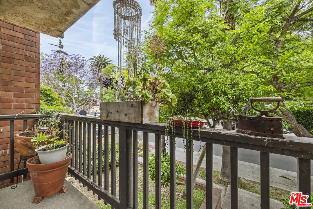 2412 Ocean Ave Unit: 4
