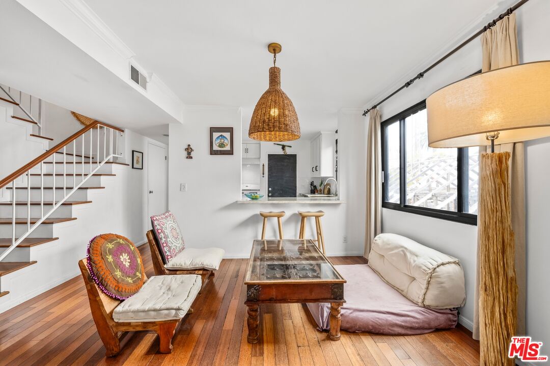 2412 Ocean Ave Unit: 4