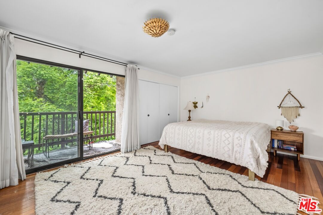 2412 Ocean Ave Unit: 4