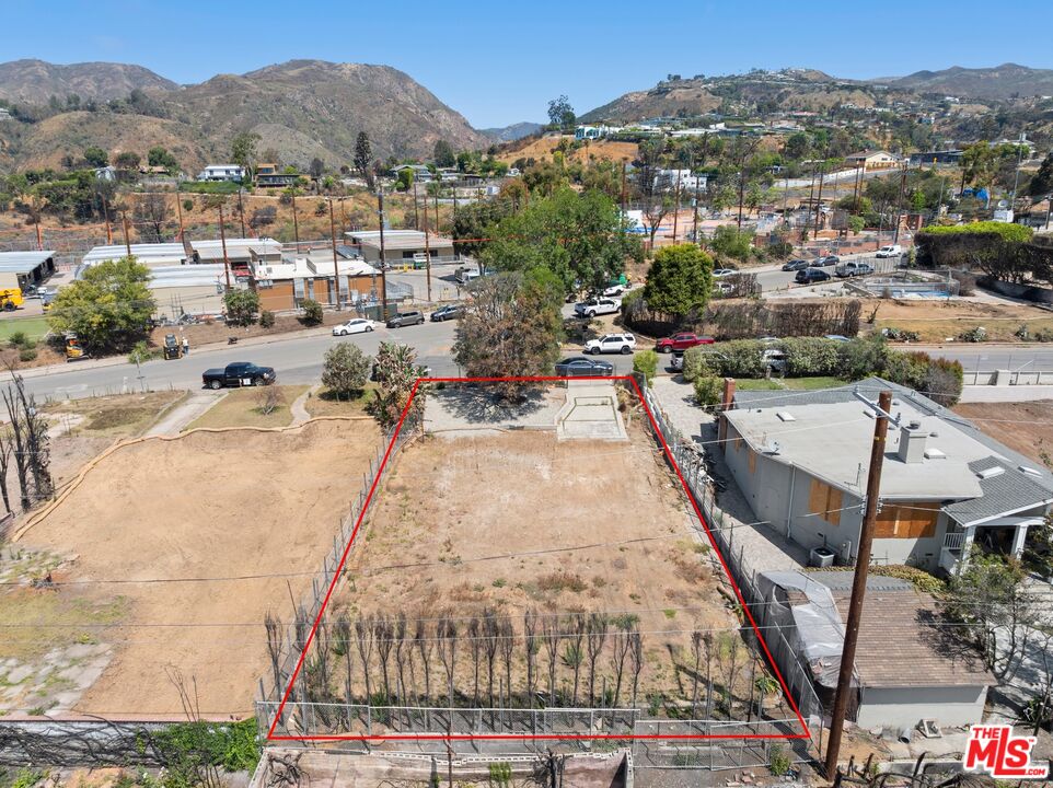 16856 Edgar St