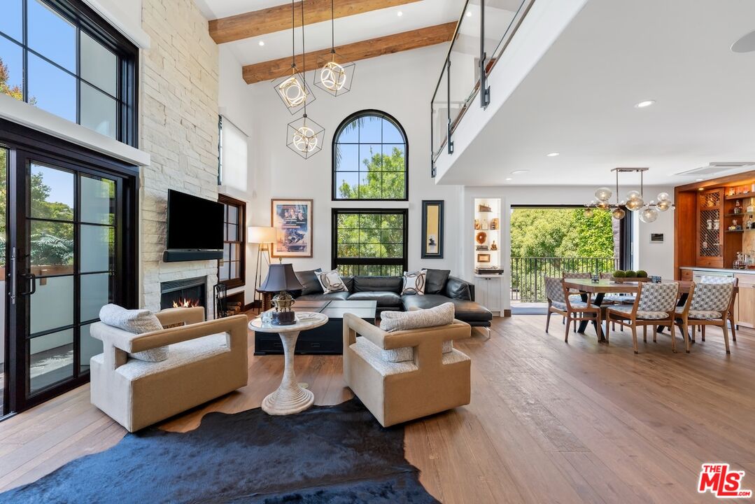 2612 Montana Ave Unit: 1