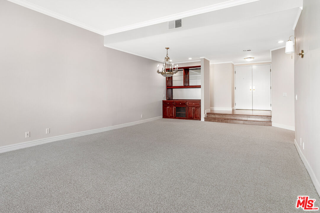 11808 Dorothy St Unit: 206