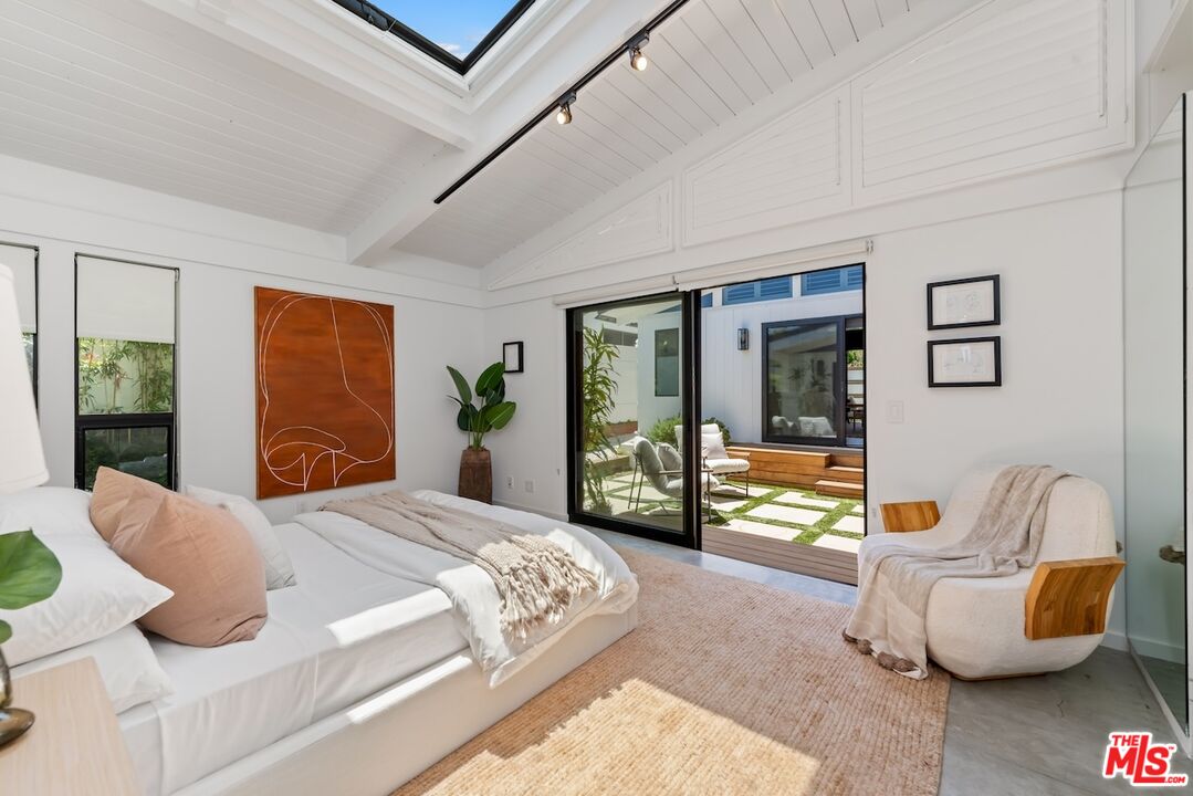 23701 Harbor Vista Dr