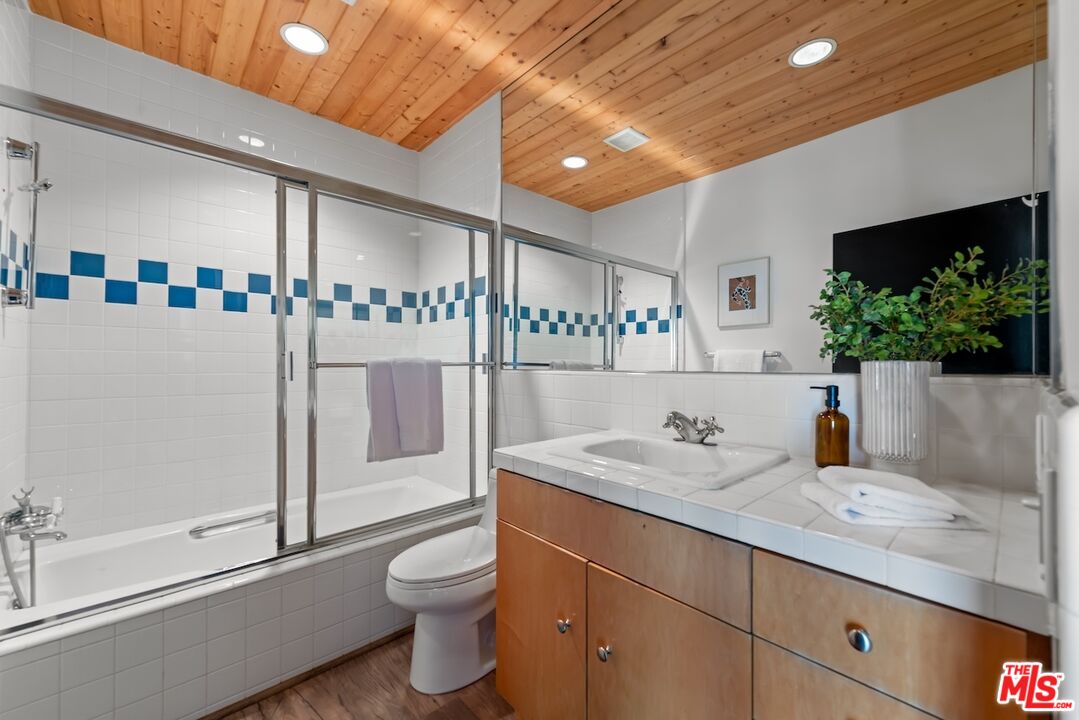 23701 Harbor Vista Dr