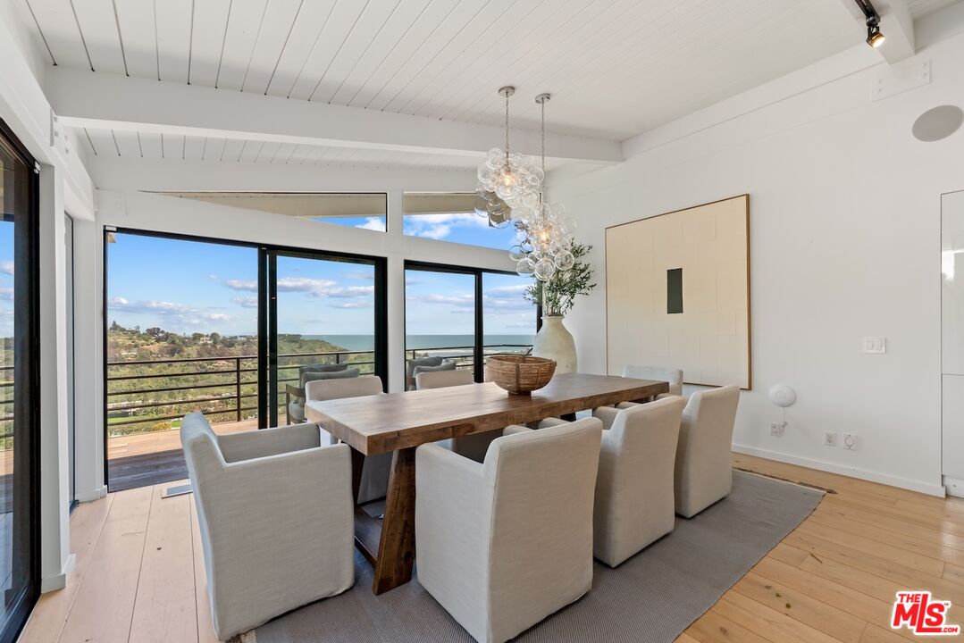 23701 Harbor Vista Dr