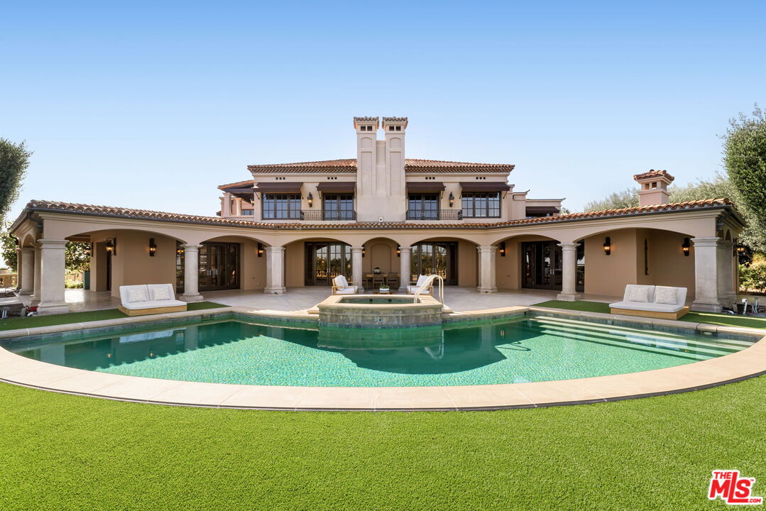 358 Woodley Rd