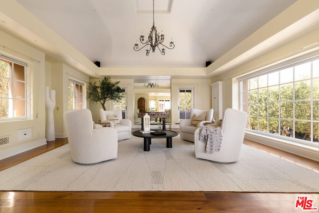 358 Woodley Rd