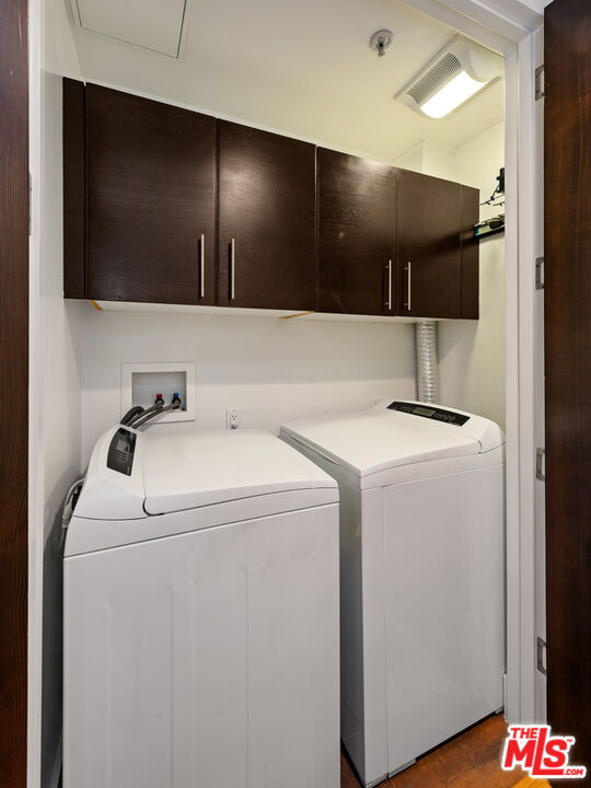 1304 S Roxbury Dr Unit: 301