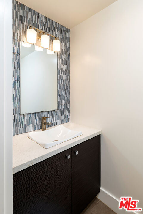 1304 Roxbury Dr Unit: 103