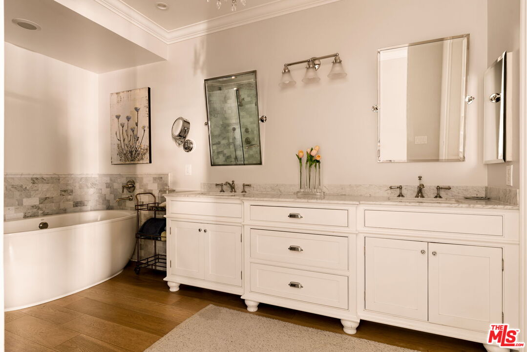 11500 San Vicente Blvd Unit: 414