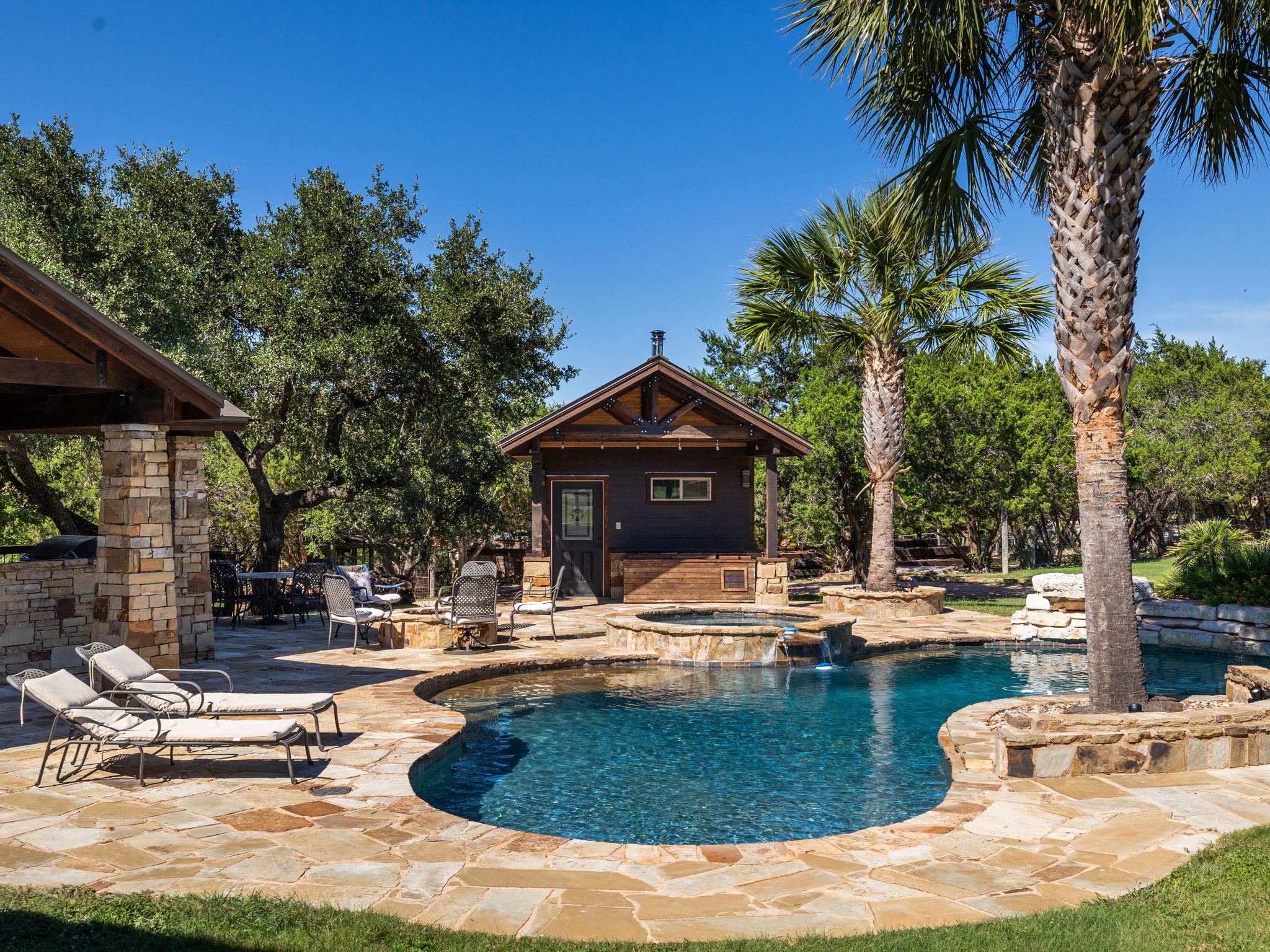 1300 E. GATLIN CREEK RD