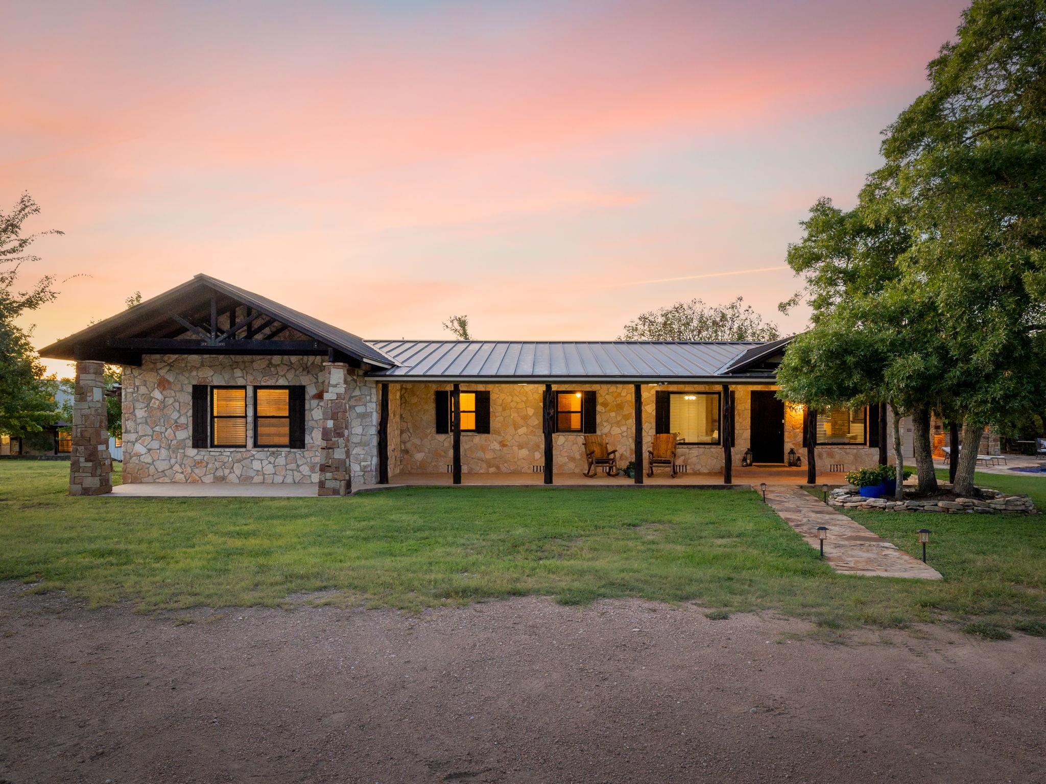1300 E. GATLIN CREEK RD