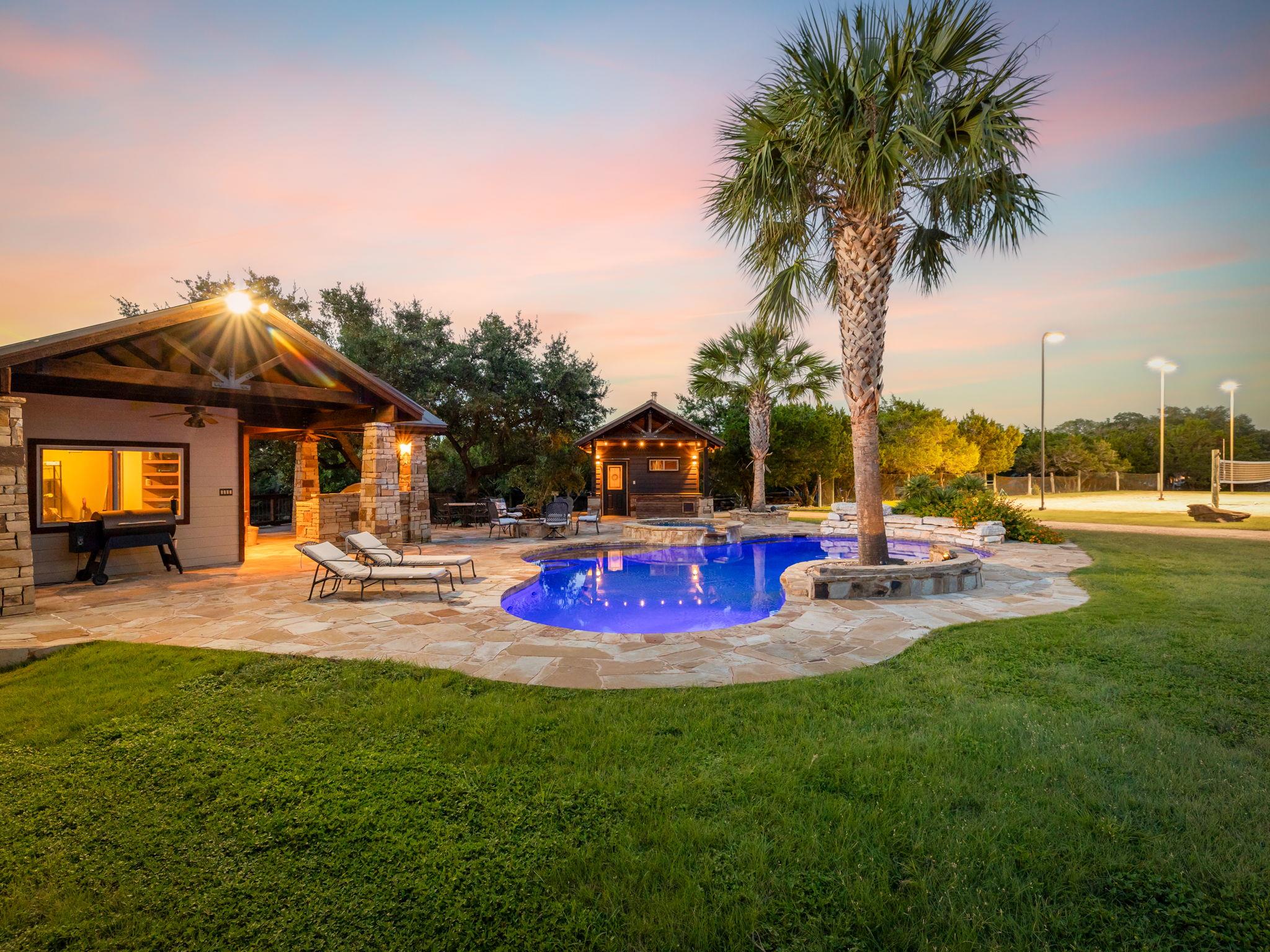 1300 E. GATLIN CREEK RD
