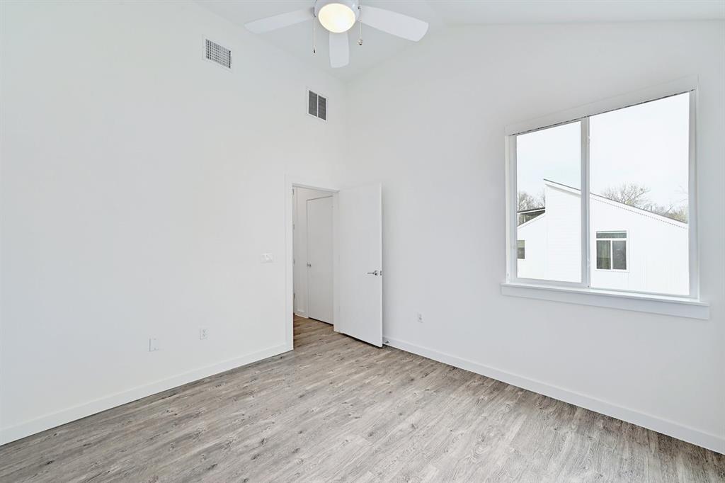 705 N Bluff DR # 11