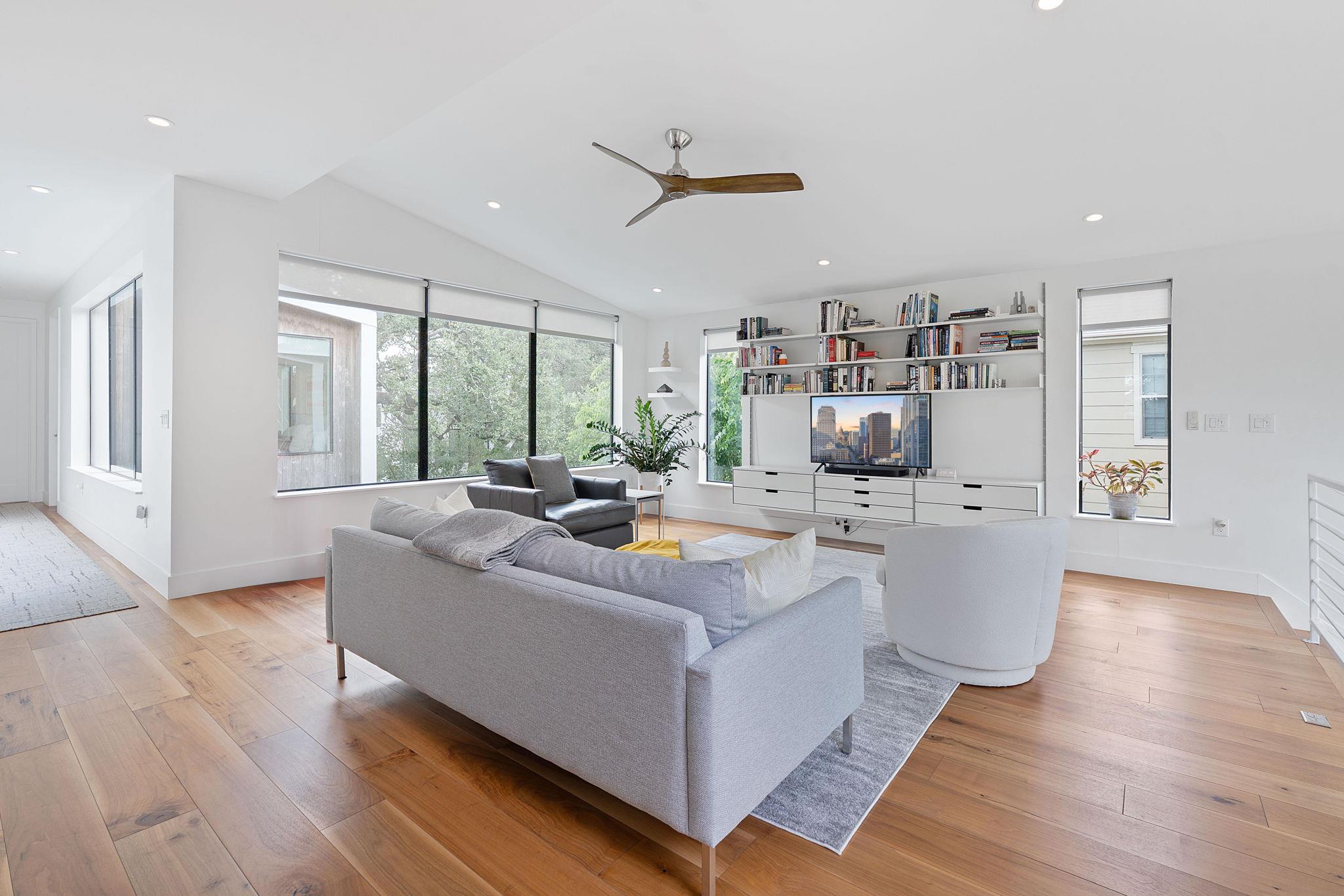 1605 Chelsea LN # 2 Unit: 1 & 2