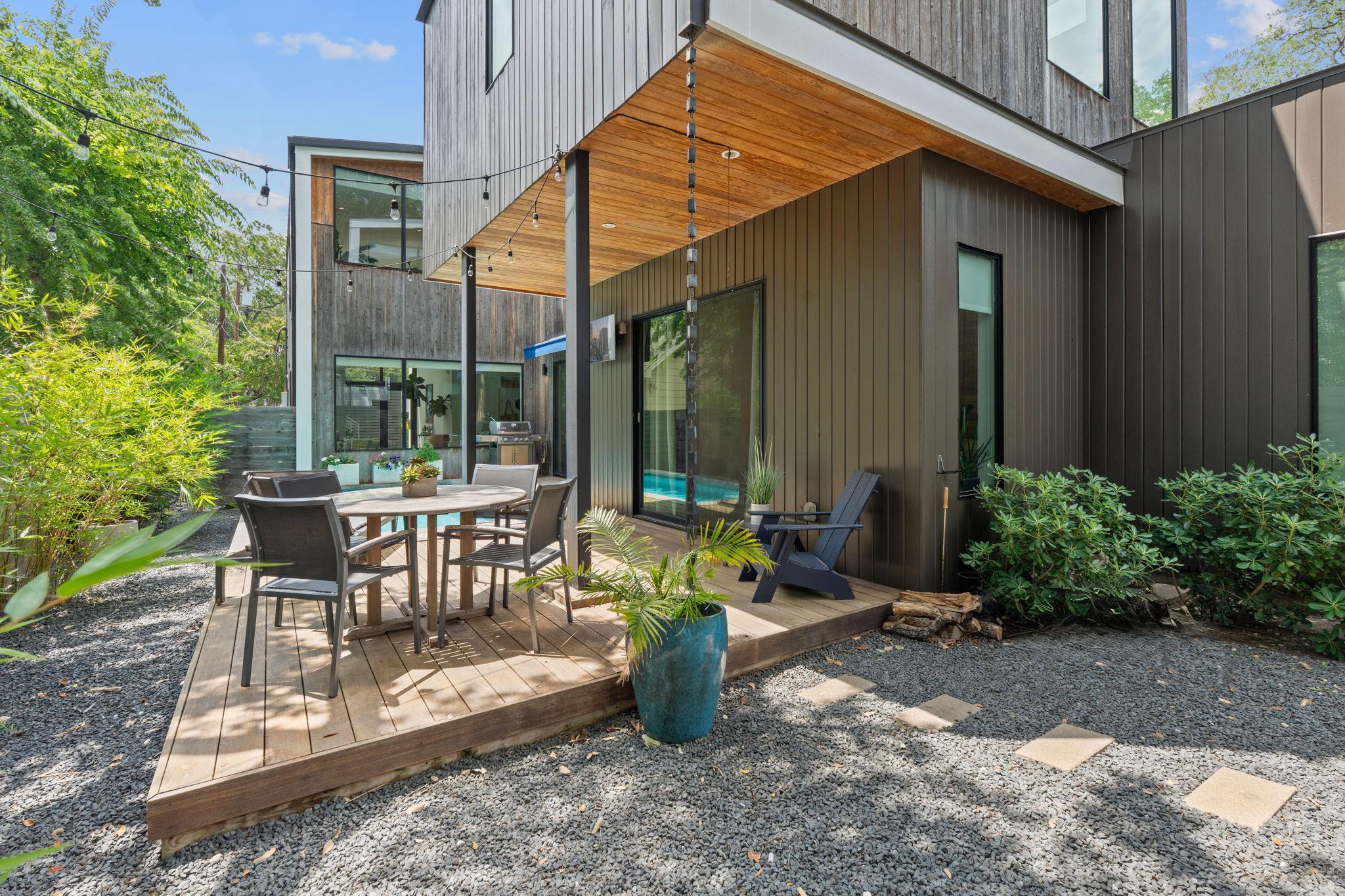 1605 Chelsea LN # 2 Unit: 1 & 2