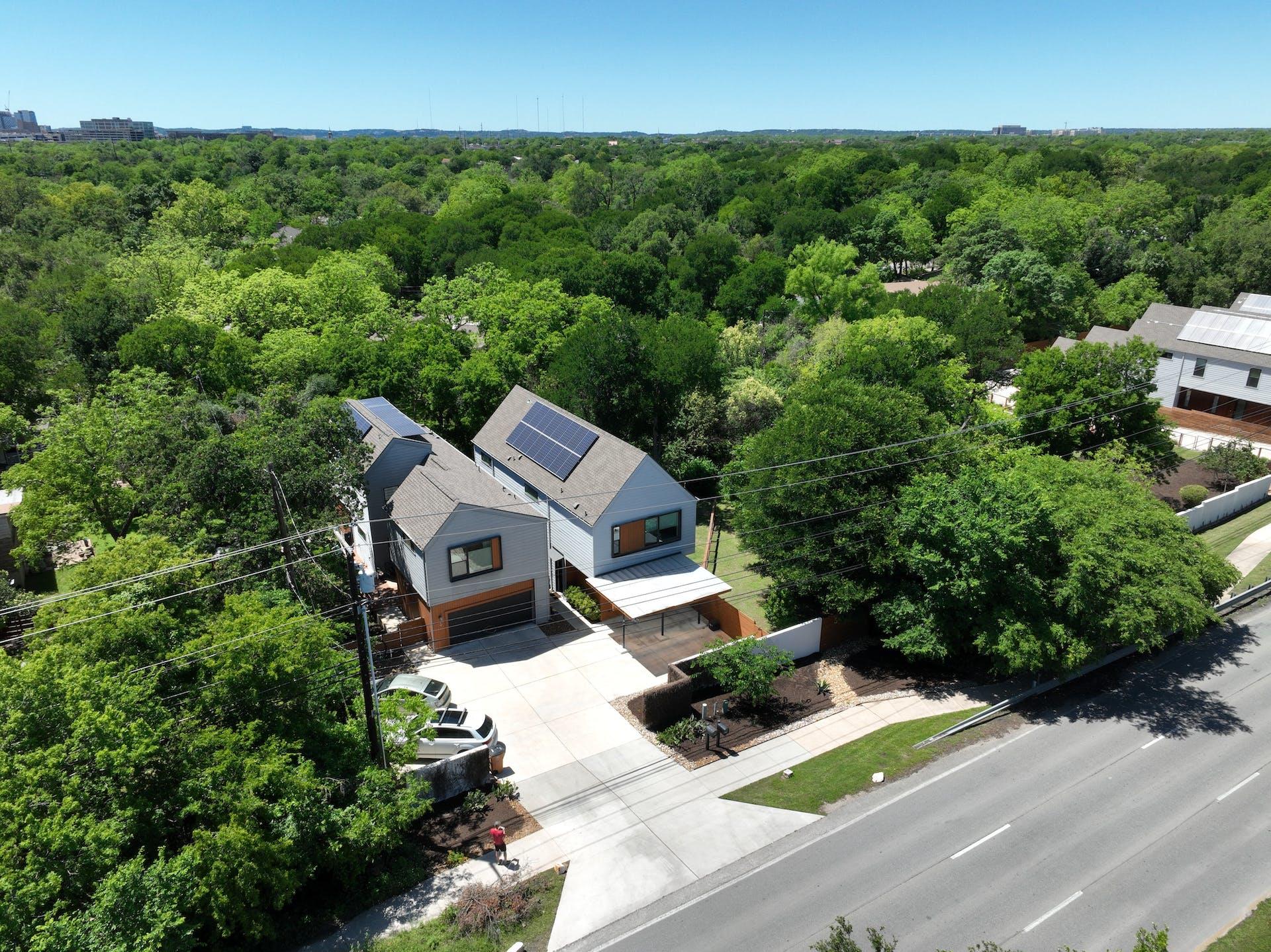 4006 Airport BLVD # 18