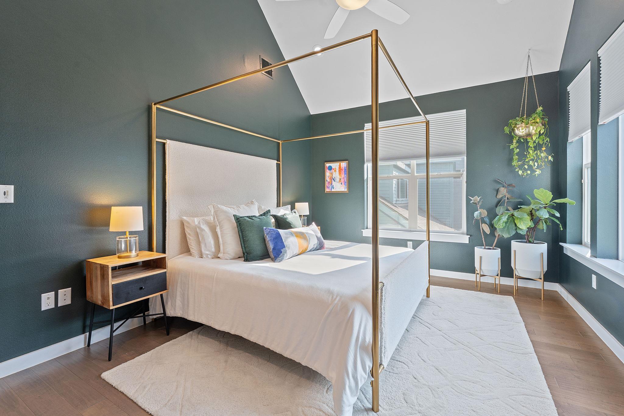 3001 Del Curto RD # 10