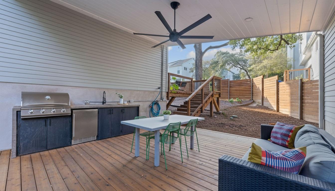 3001 Del Curto RD # 10