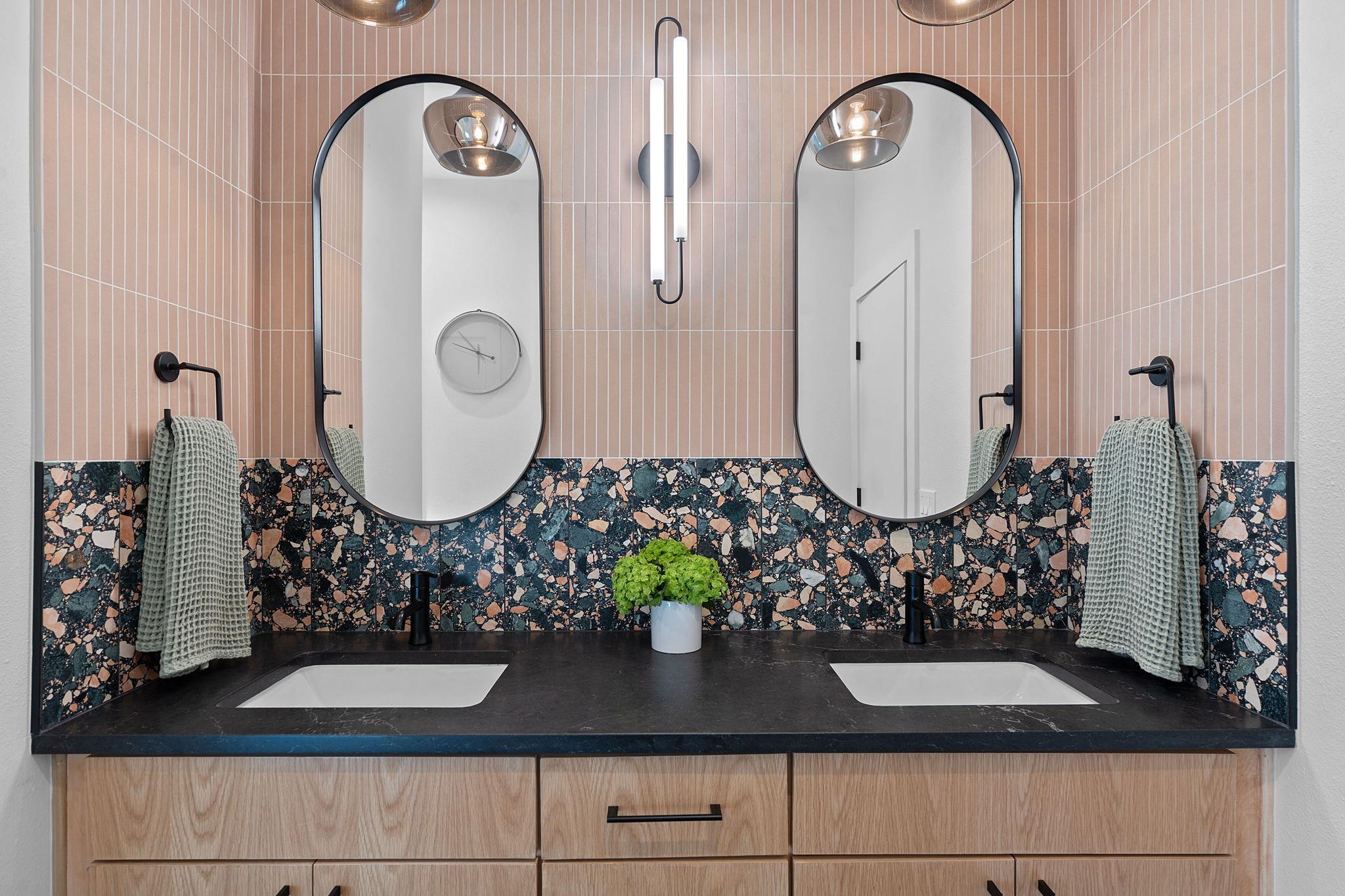 3001 Del Curto RD # 10