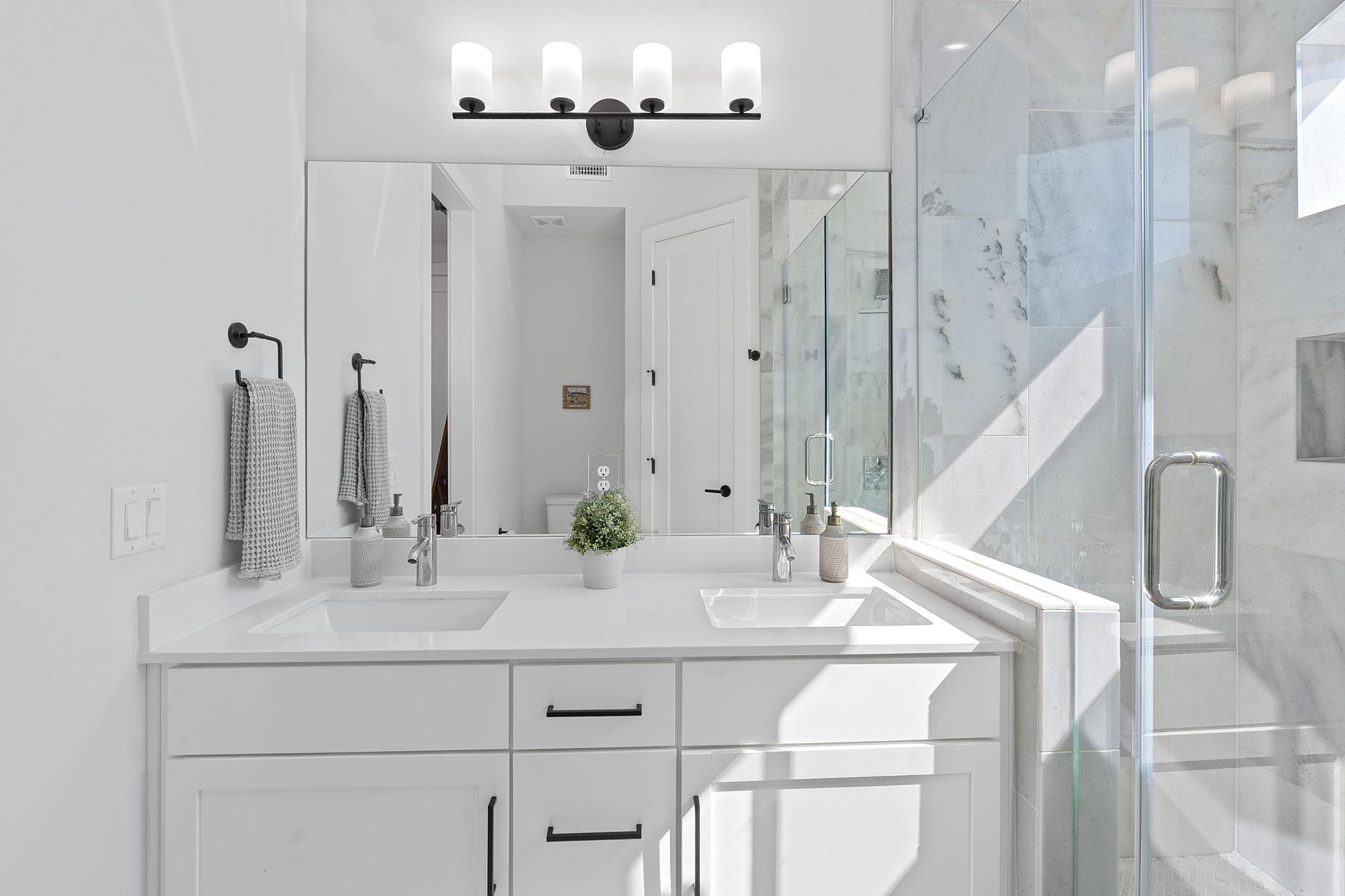 1168 Ridgeway DR # 2