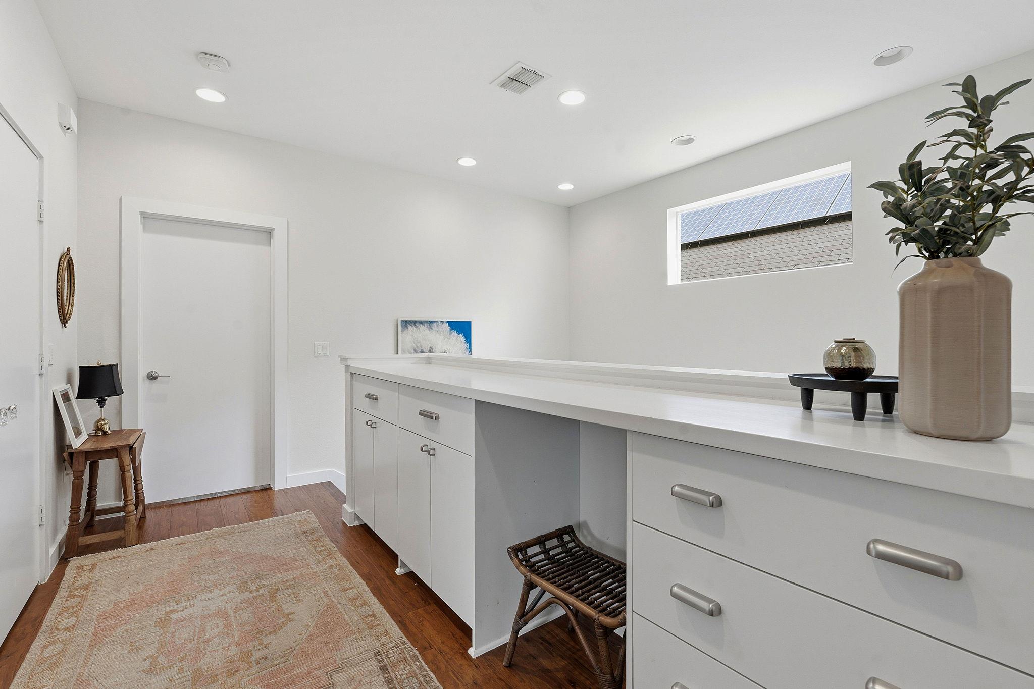 3001 Del Curto RD # 31