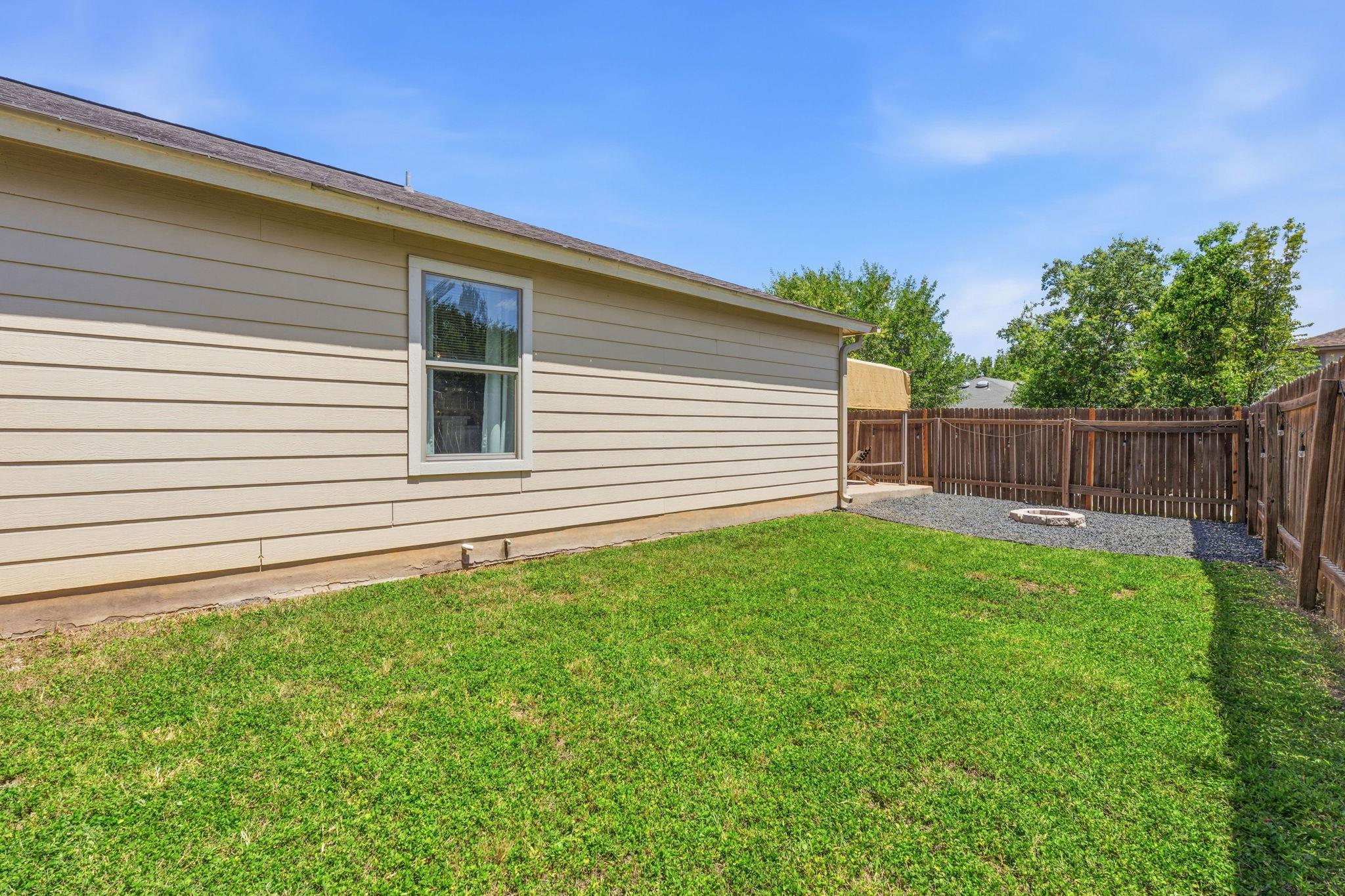 5407 Viewpoint DR