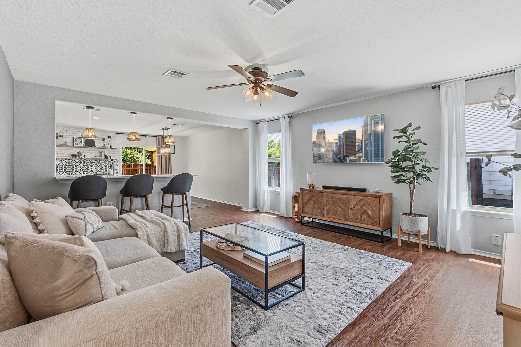 5407 Viewpoint DR