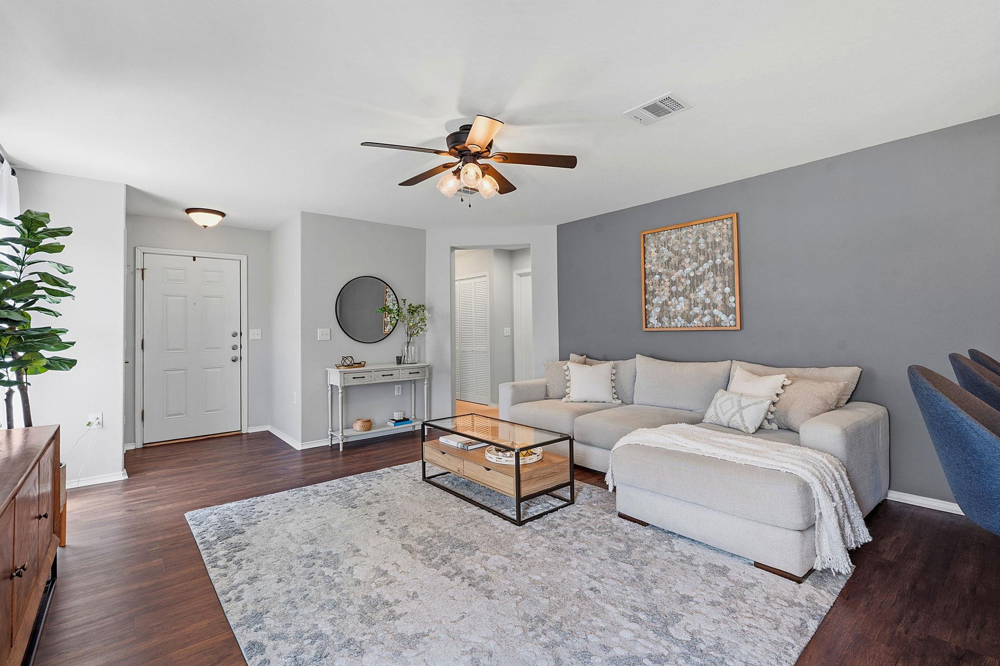 5407 Viewpoint DR