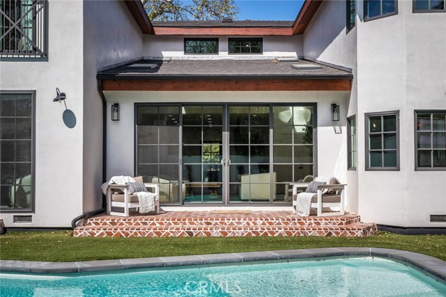 12664 Sarah St