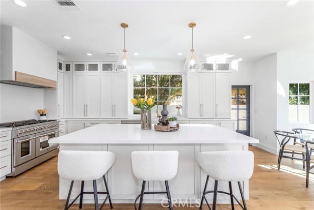 12664 Sarah St