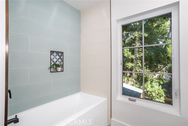 12664 Sarah St