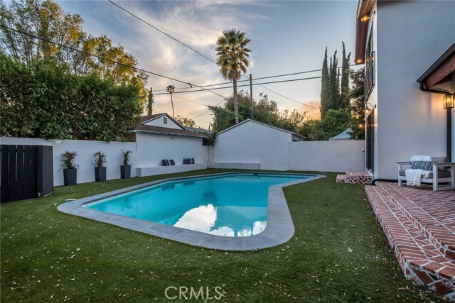 12664 Sarah St