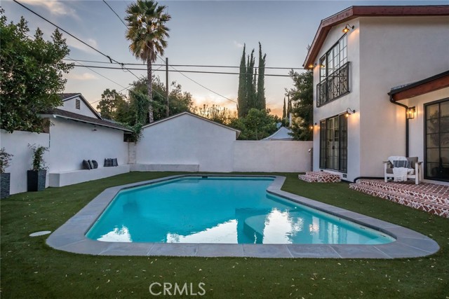 12664 Sarah St
