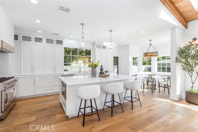 12664 Sarah St