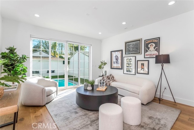 12664 Sarah St