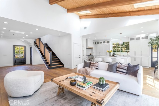 12664 Sarah St
