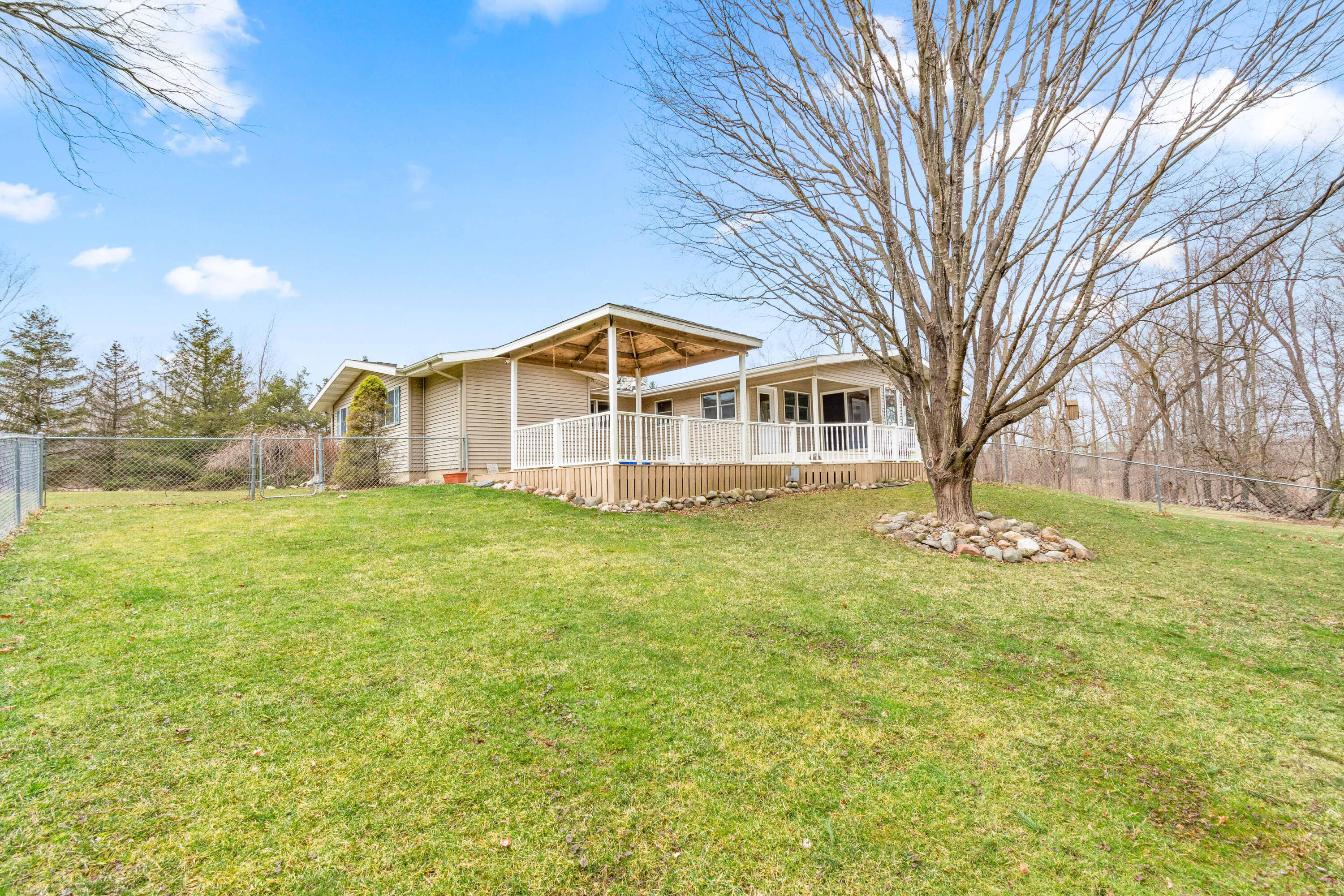 187 S Behnke Road