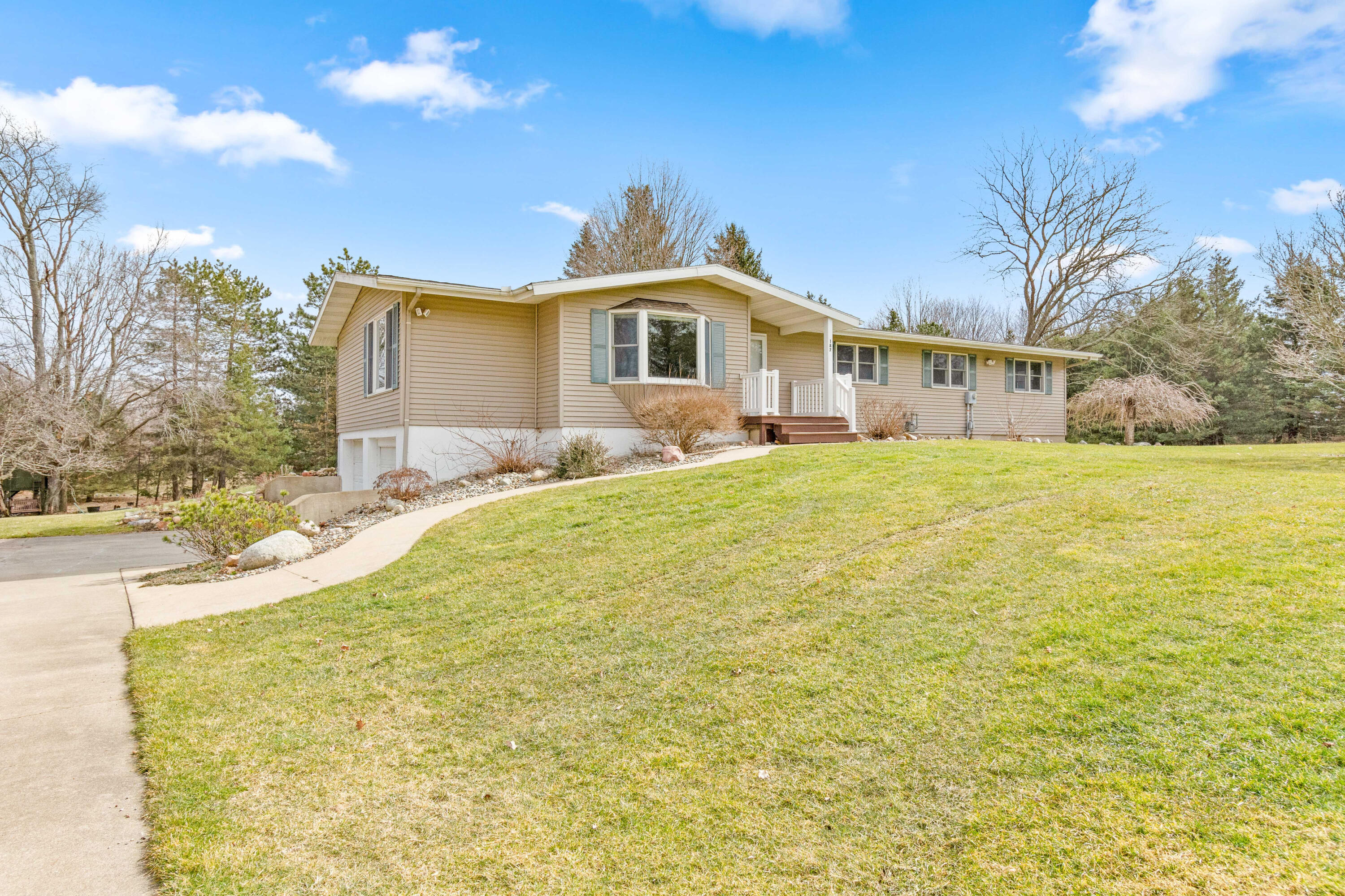 187 S Behnke Road