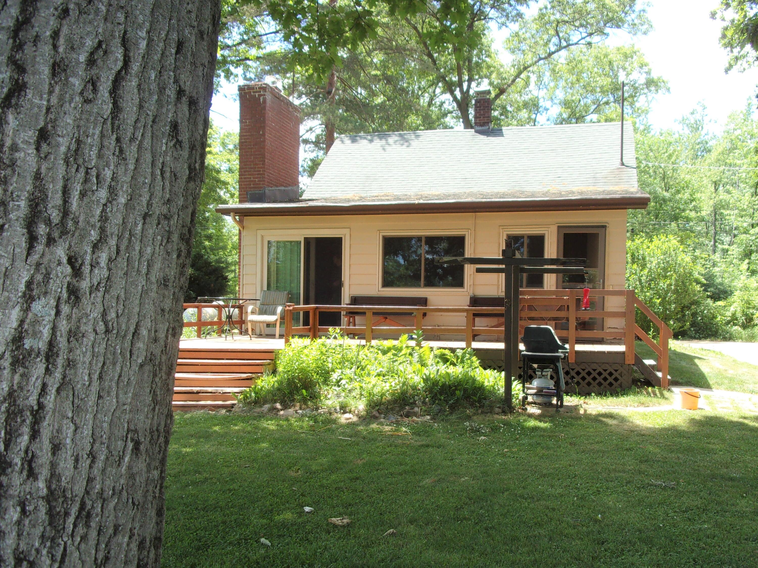 2291 Hemlock Road