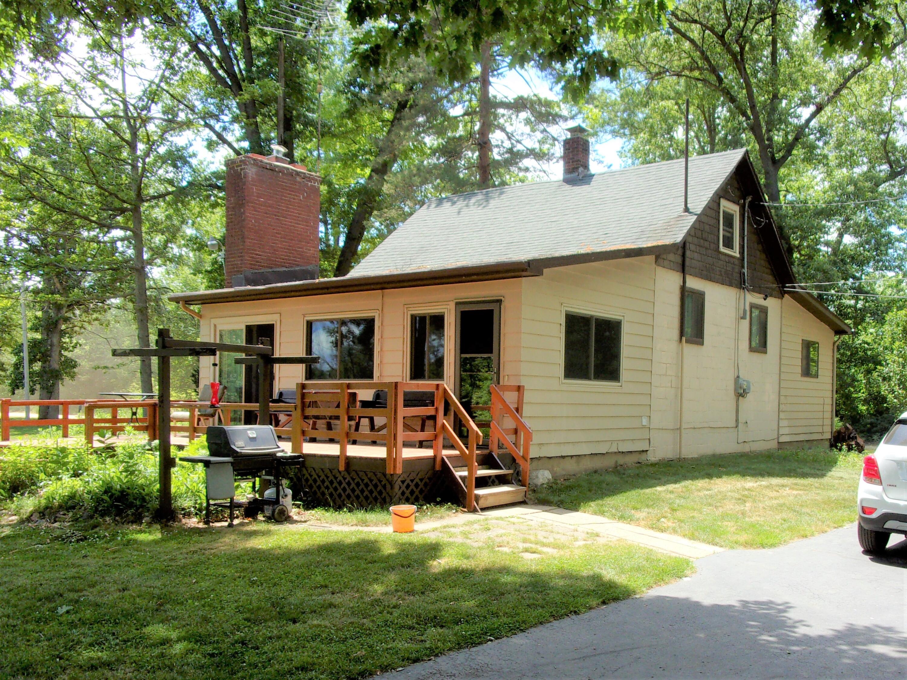 2291 Hemlock Road